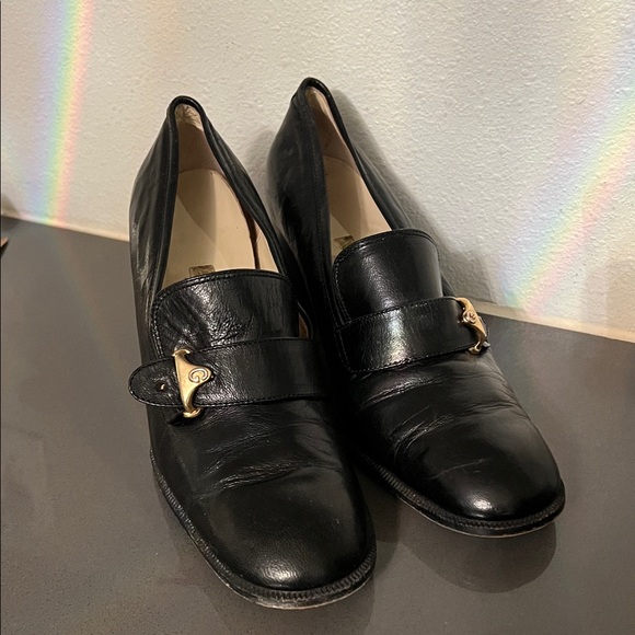 Gucci Black Leather Loafers with Gold Buckle